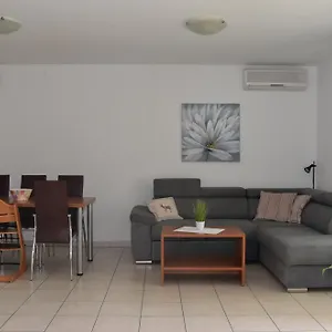 Andrea Apartman